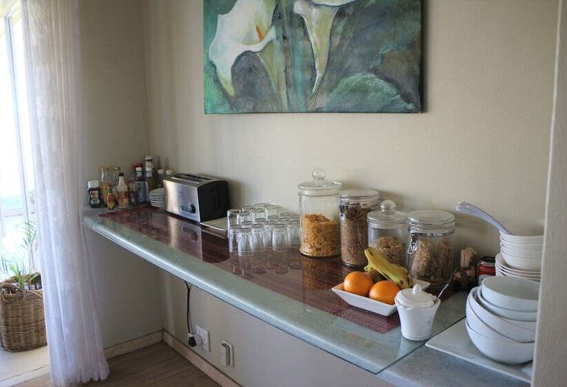 بنسيون Indigo Moon Guesthouse