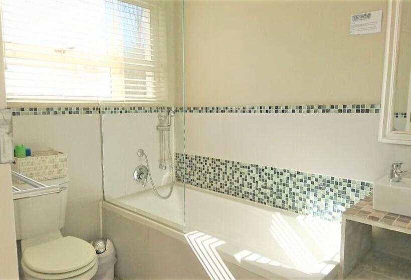 بنسيون Indigo Moon Guesthouse