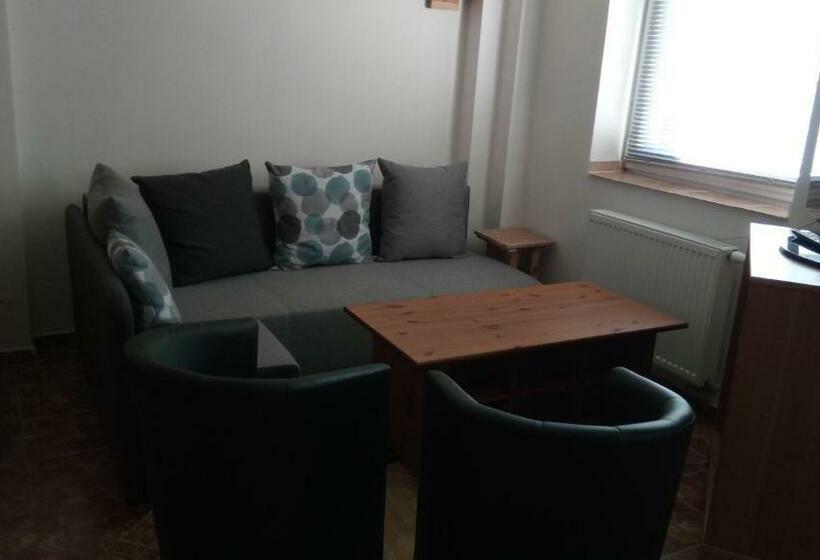 بنسيون Kavárna Lucie S Ubytováním