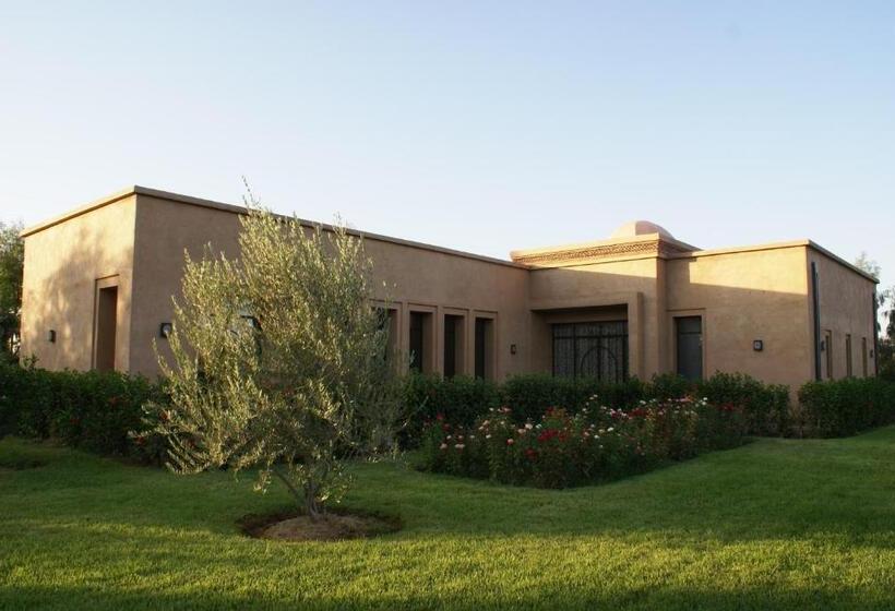 ペンション La Kasbah Aalma D'or