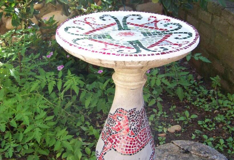 膳宿费 Lemontree Cottage