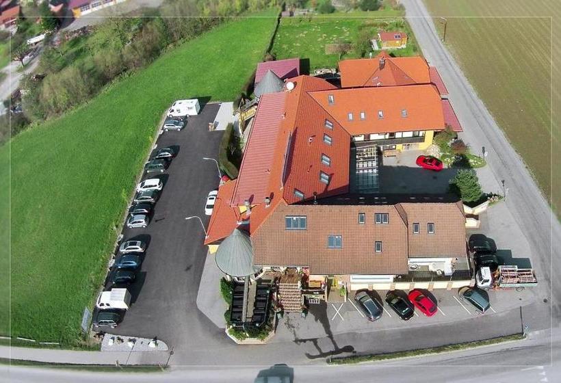 بنسيون Lorenzer Schlafstubn