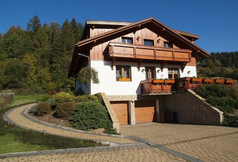 פנסיון Margus Apartmány
