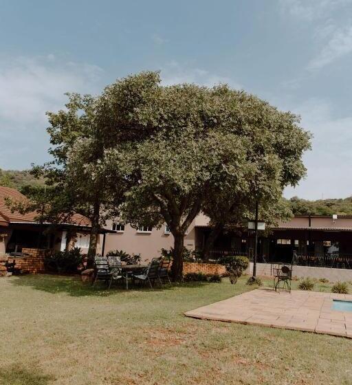 ペンション Marjaniek Wedding Venue & Guest House