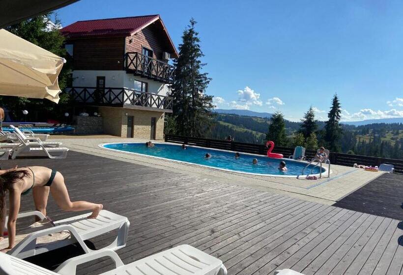 بنسيون Panorama Karpat