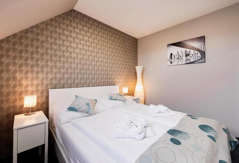 بنسيون Penzión Aqua Maria