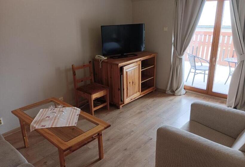 פנסיון Penzión Réva