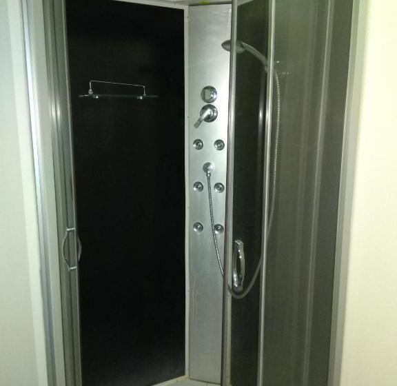 ペンション Penzion A Motobar Bravantice