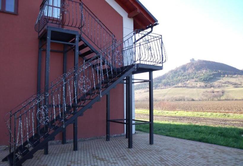 بنسيون Penzion Farmer Kapušany