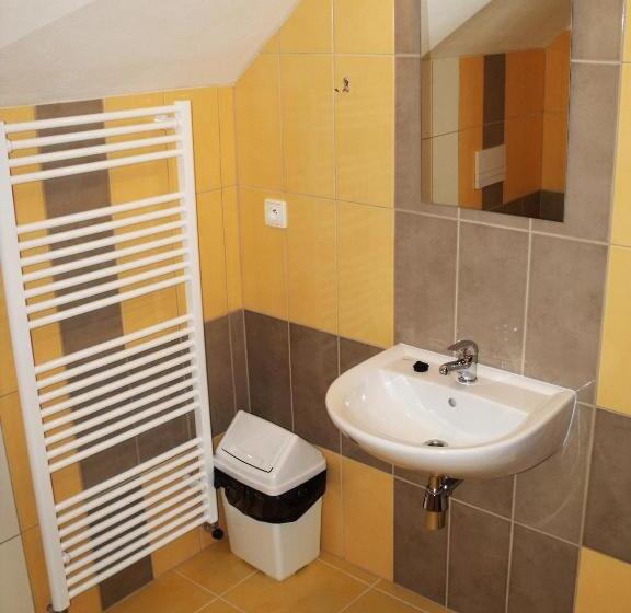 פנסיון Penzion Kratochvíl