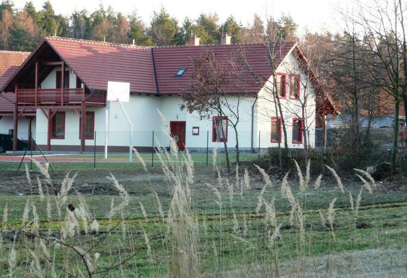 پانسیون Penzion Lipina