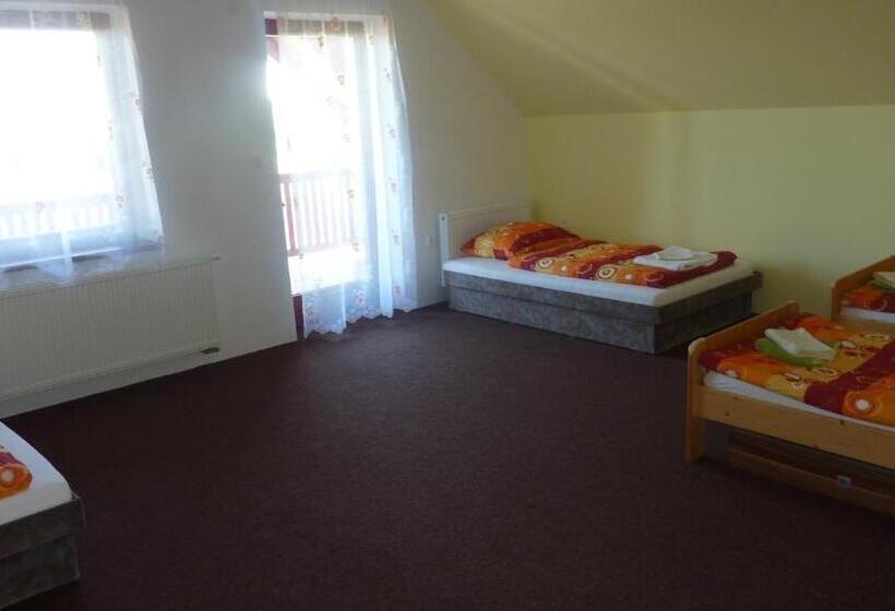 پانسیون Penzion Lipina