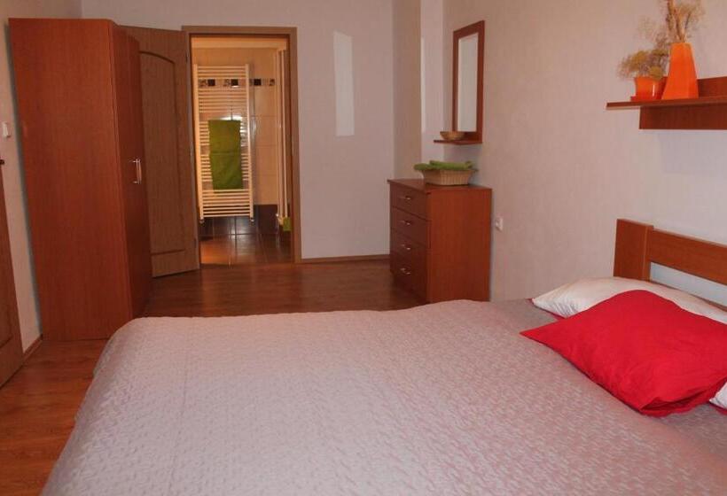 펜션 Penzion Podzámčí