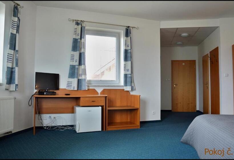 פנסיון Penzion Starý Dvůr