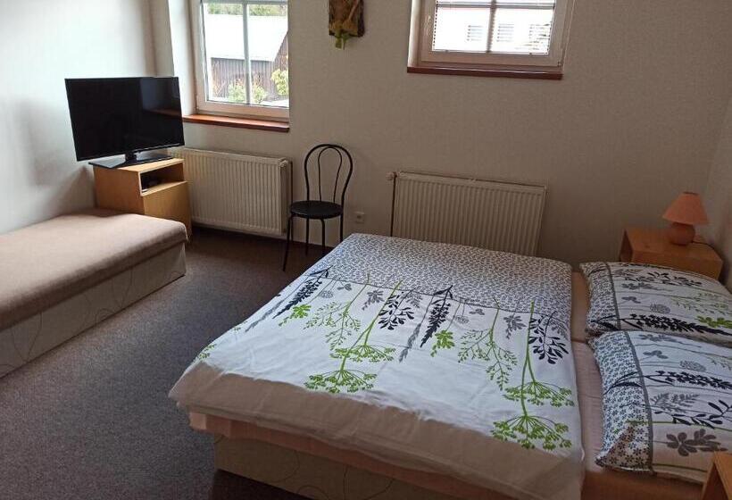 פנסיון Penzion U Pily