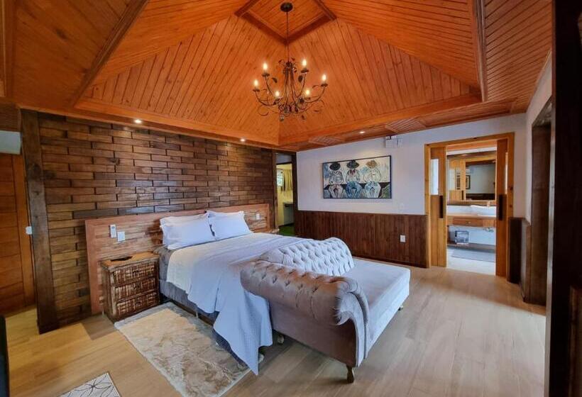 ペンション Pousada Trinca Ferro