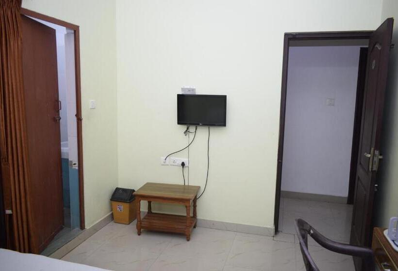 펜션 R M Guest House