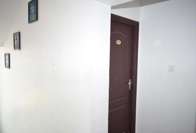 펜션 R M Guest House