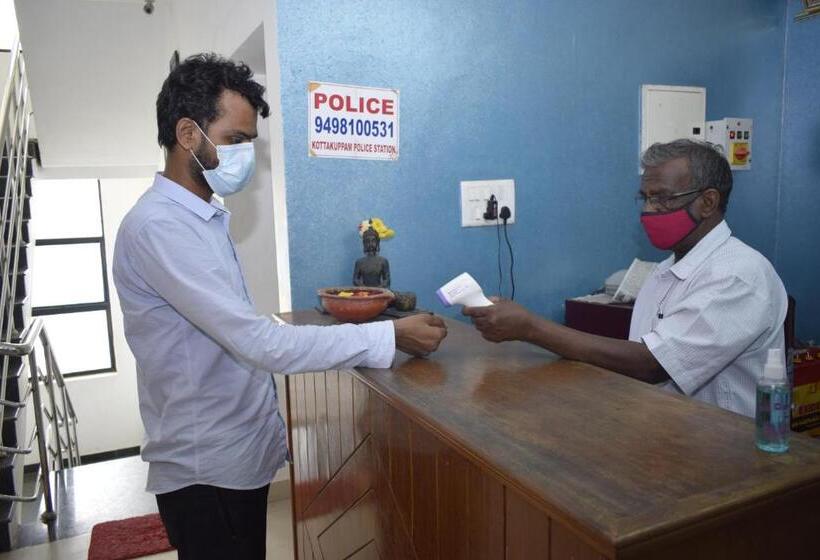 펜션 R M Guest House