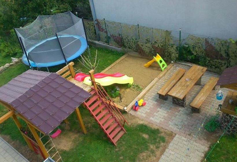 بنسيون Rekreačný Dom Railip