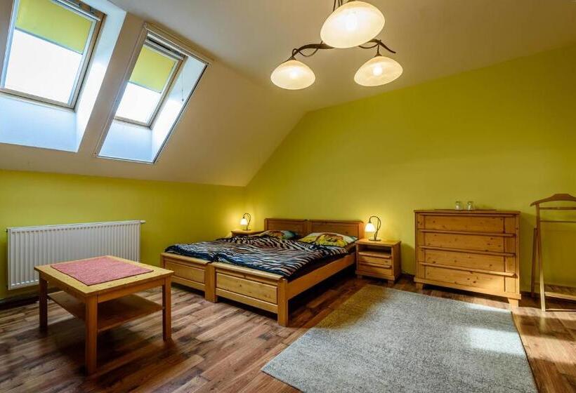 펜션 Rezort U Bobiho