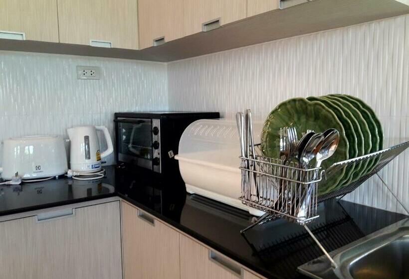 פנסיון Rimtalay Angsila Guesthouse