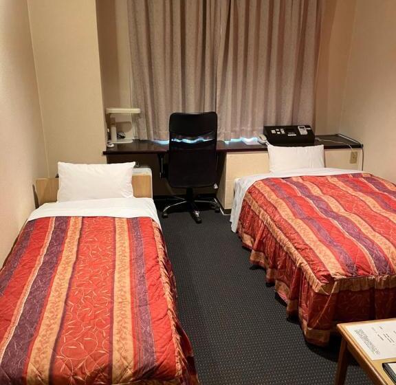 פנסיון Shingu Central