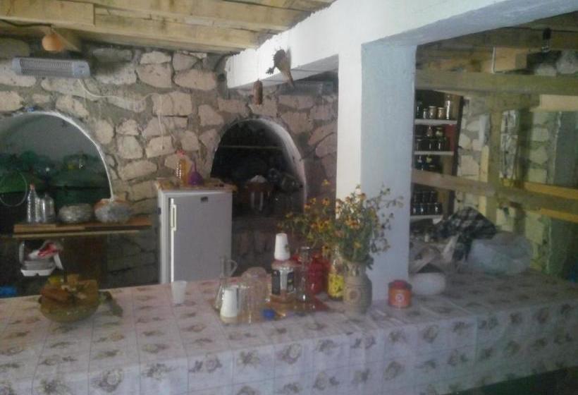 پانسیون Vila Mara