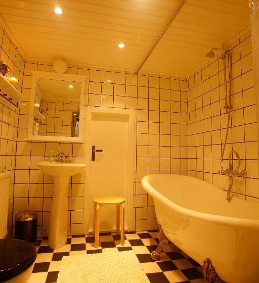 펜션 Villa Akvarellen Bed & Breakfast