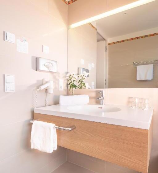 بنسيون Weiss S