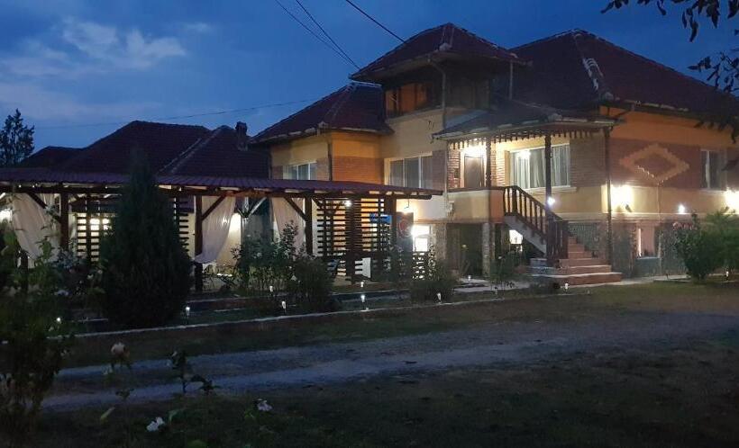 Pensiunea Magnolia Din Tismana