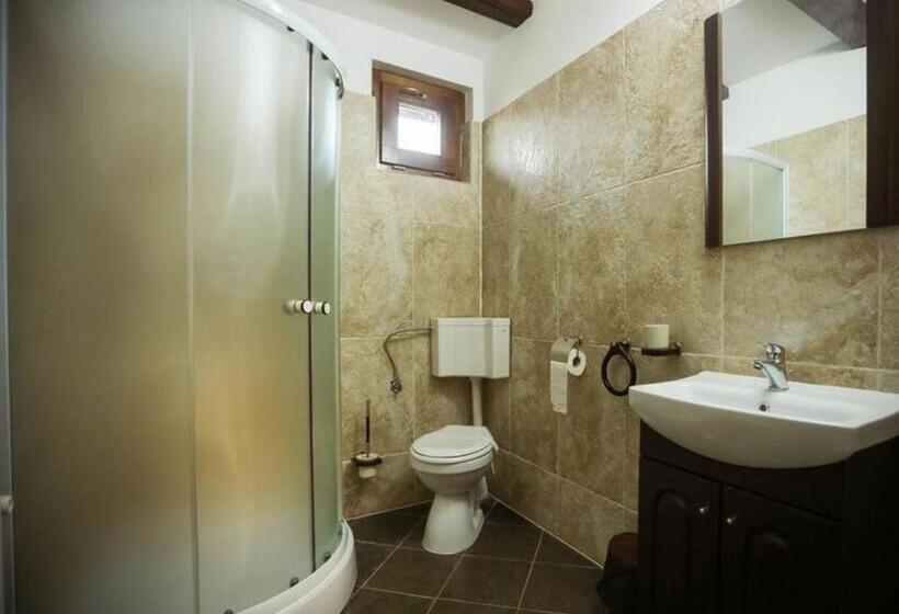 Pensiunea Roua Muntelui