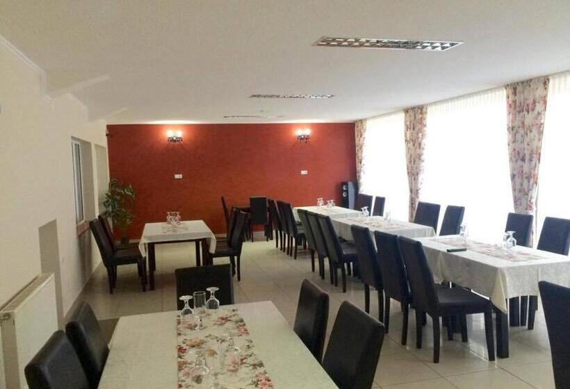 Pensiunea Valea Frumoasei