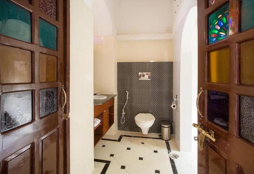 Resort Castle Kalwar