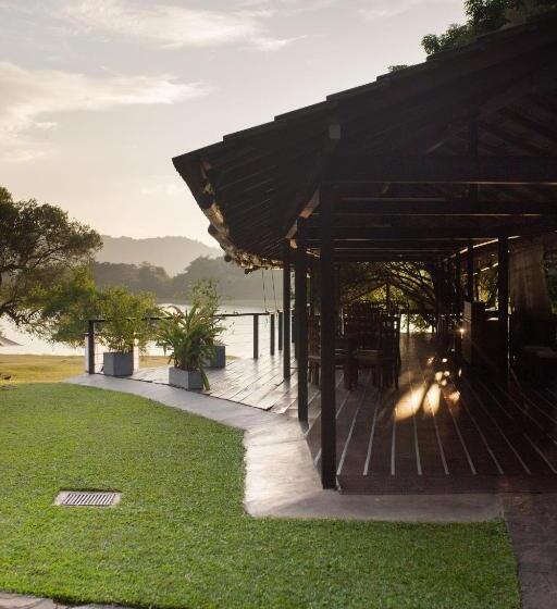 リゾートホテル Mapakada Village   Mahiyanganaya