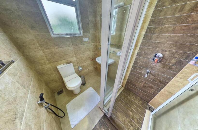 リゾートホテル Mapakada Village   Mahiyanganaya