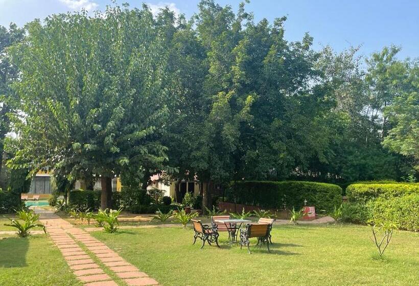 منتجع Sariska Tiger Heaven