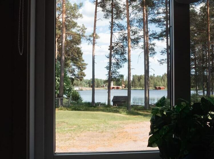 Siknäs Vandrarhem   Hostel