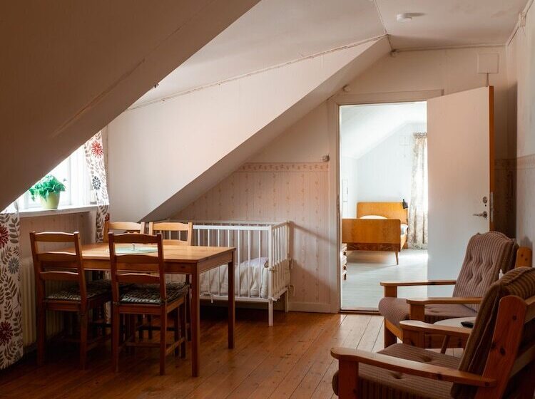 Siknäs Vandrarhem   Hostel