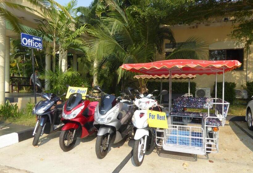 Vip Chain Resort Pool Villa