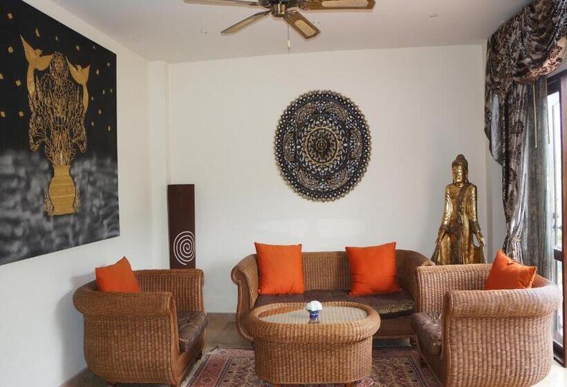 Vip Chain Resort Pool Villa