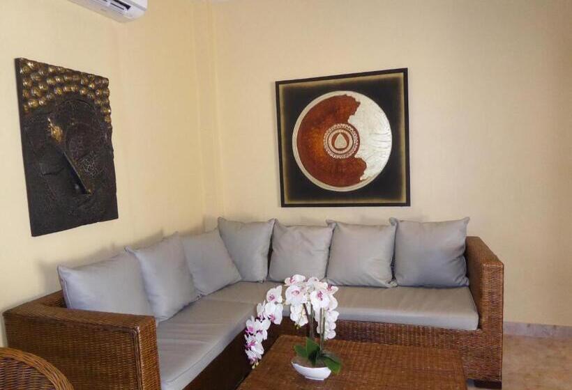 Vip Chain Resort Pool Villa