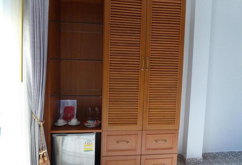 Vip Chain Resort Pool Villa