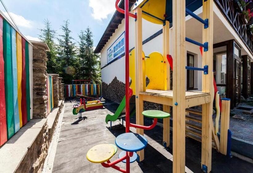 هاستل Alpiyskiy