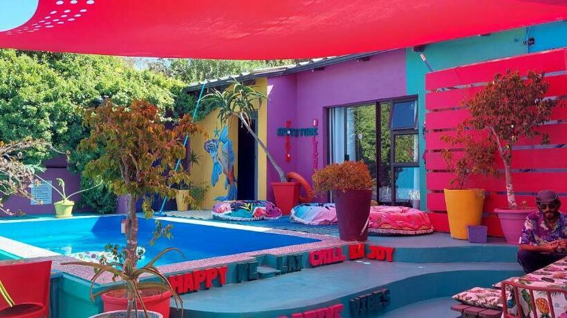 فندق صغير Cape Agulhas Backpackers