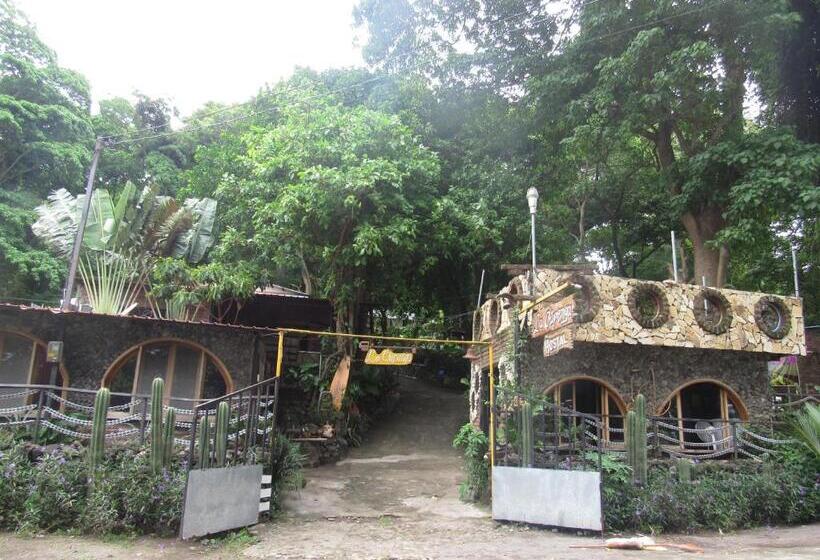 فندق صغير Hostal Eco Lodge La Chiponga