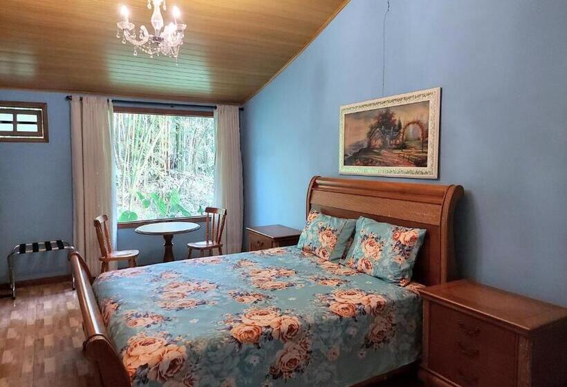 ユースホステル Pousada Recanto Lisieux