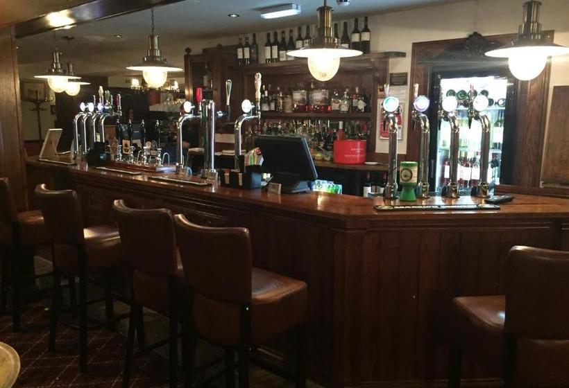 旅馆 Robin Hood Inn