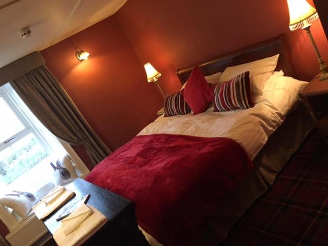 旅馆 Robin Hood Inn