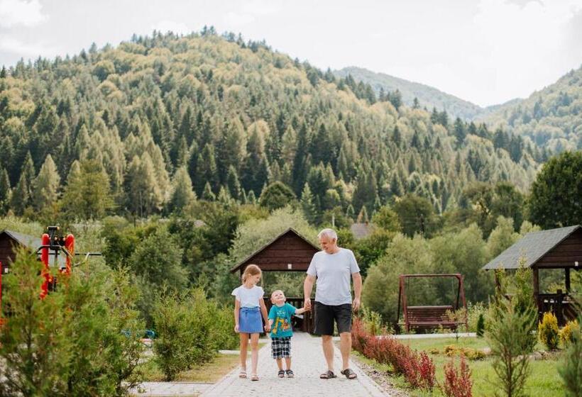 فندق صغير рибничанка